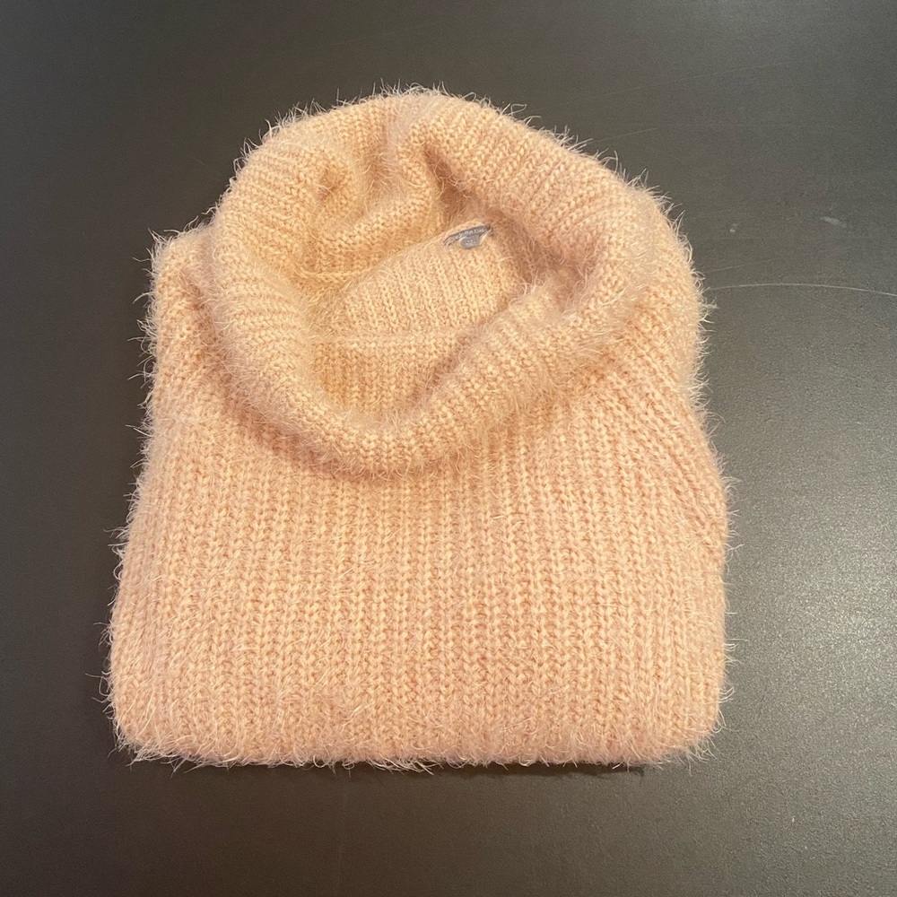 Charlotte Russe pink fluffy sweater M
